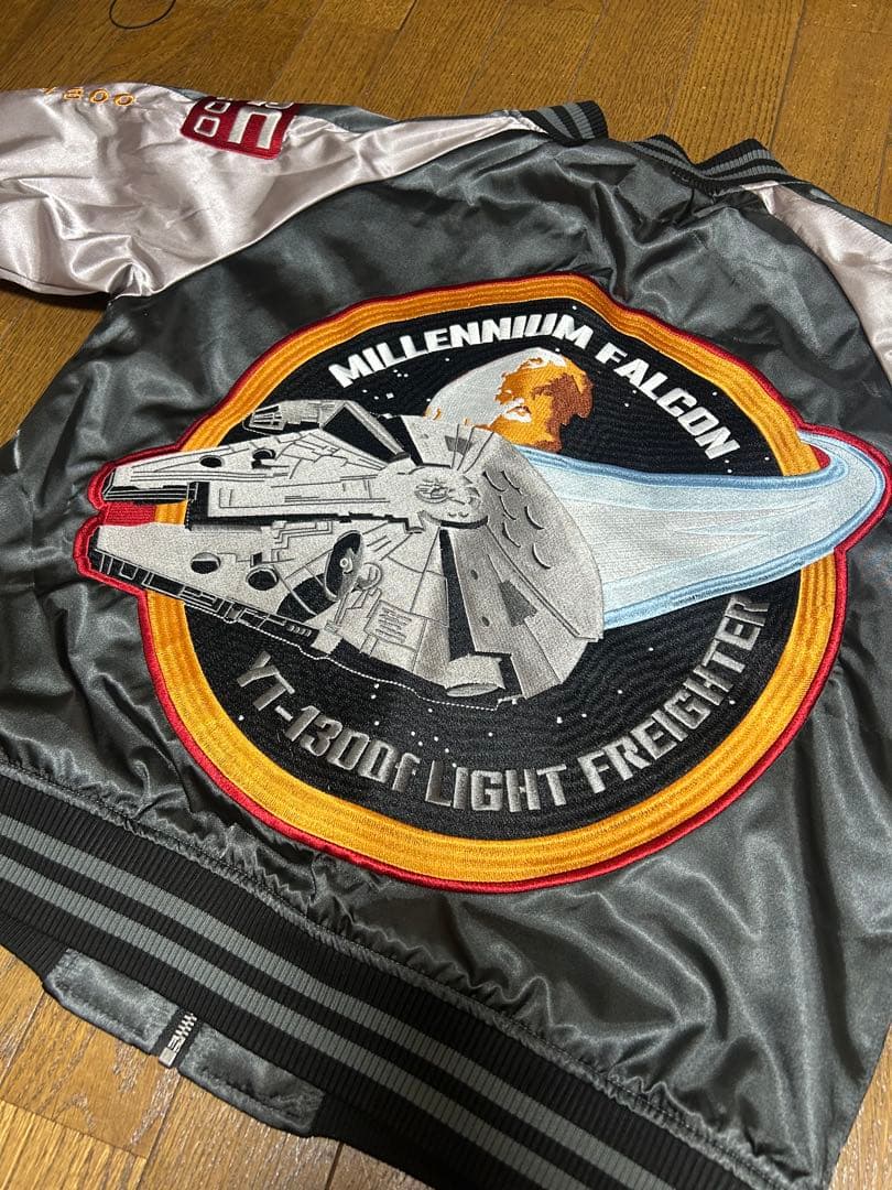 未使用スターウォーズ スカジャン L ミレニアムファルコン刺繍 ジャケット送料込
