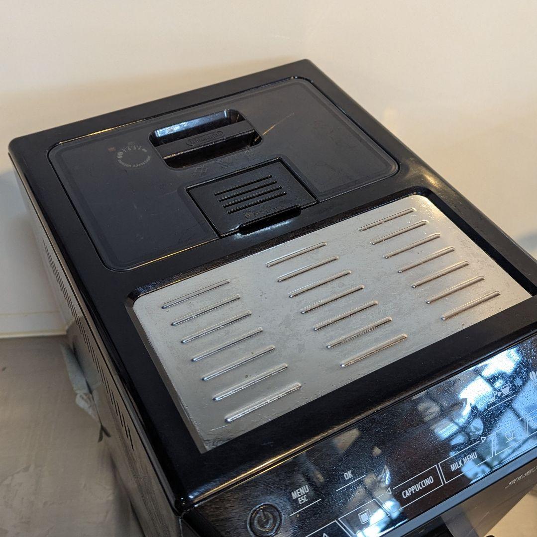 デロンギ エレッタ 全自動エスプレッソマシーン ECAM44660