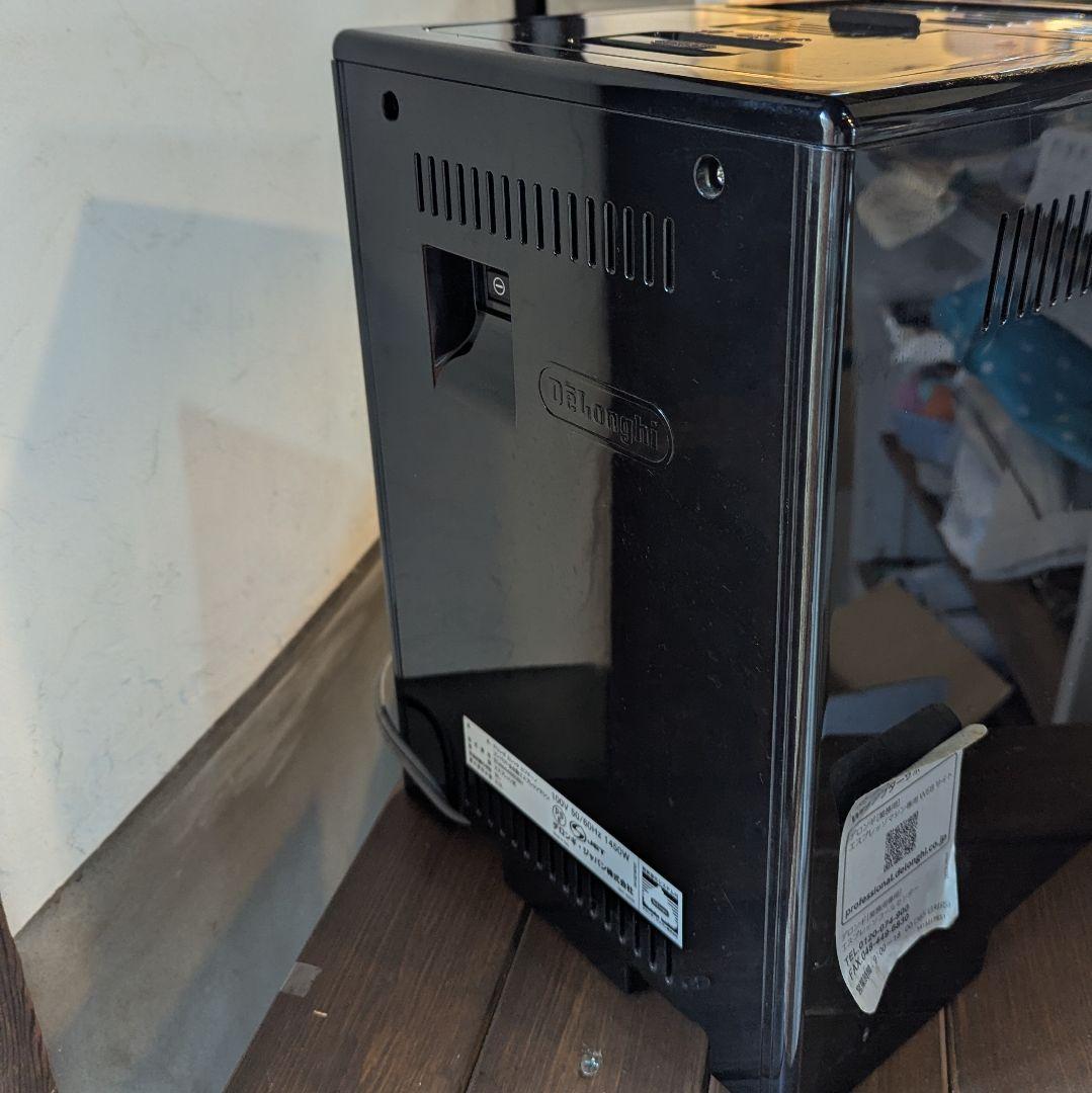 デロンギ エレッタ 全自動エスプレッソマシーン ECAM44660