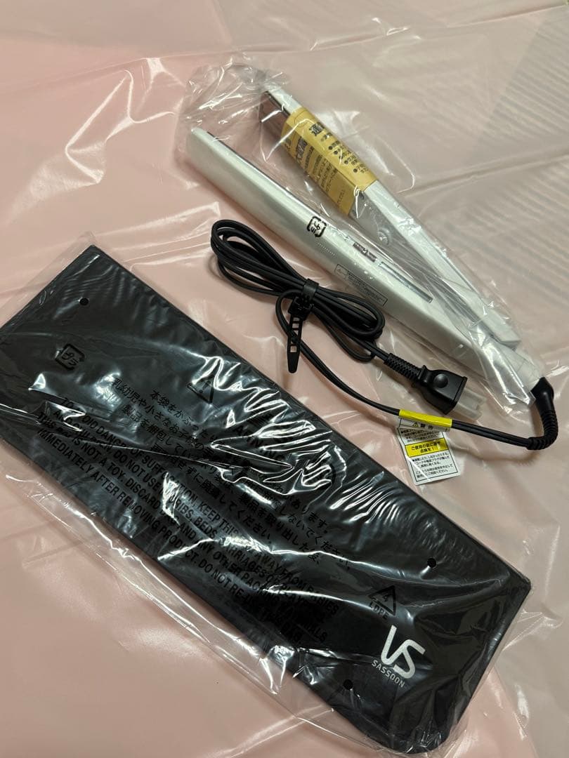 【新品、未使用】VSヘアアイロン VSS-9520