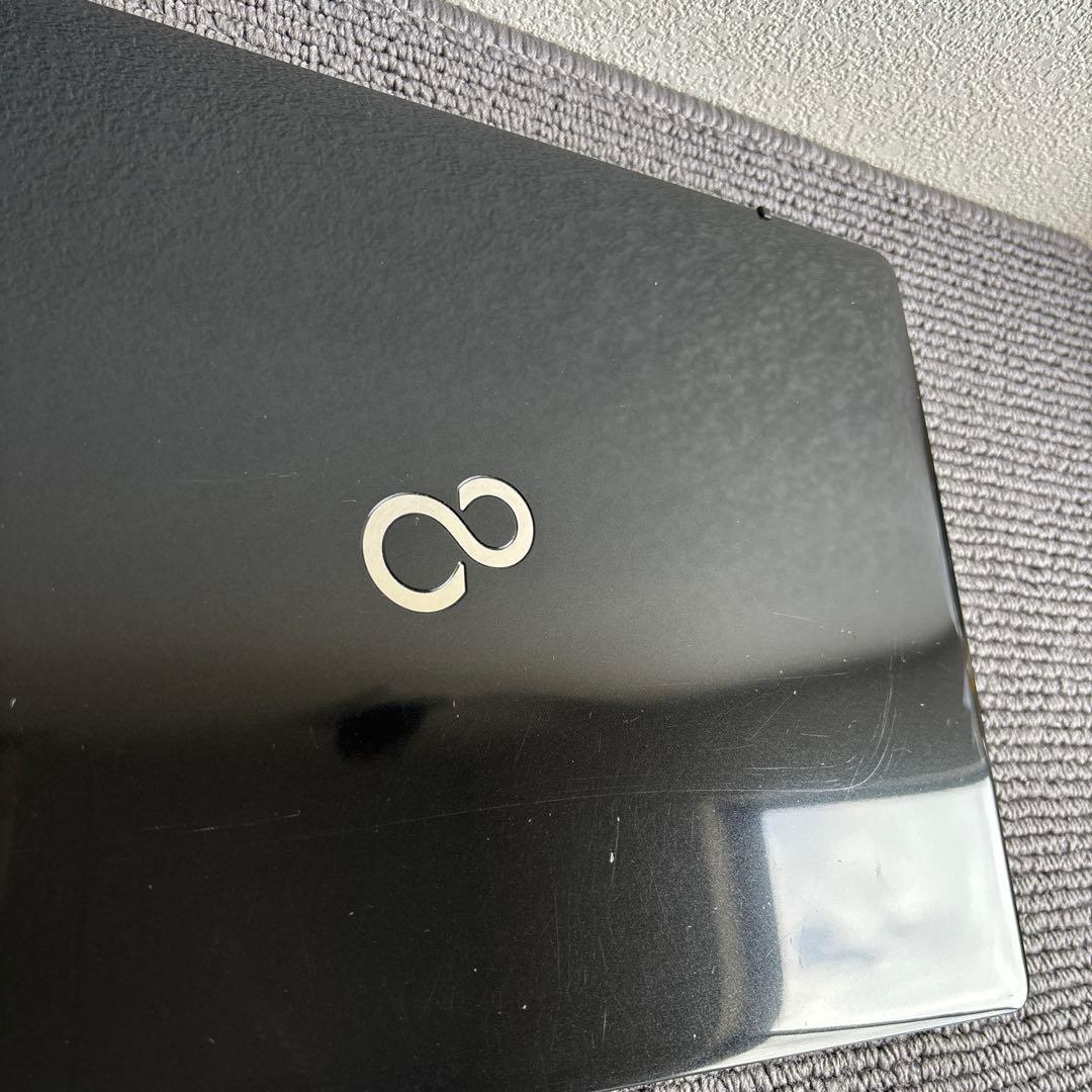 富士通lifebook AH43/D1 AMD Ryzen 3 2300U