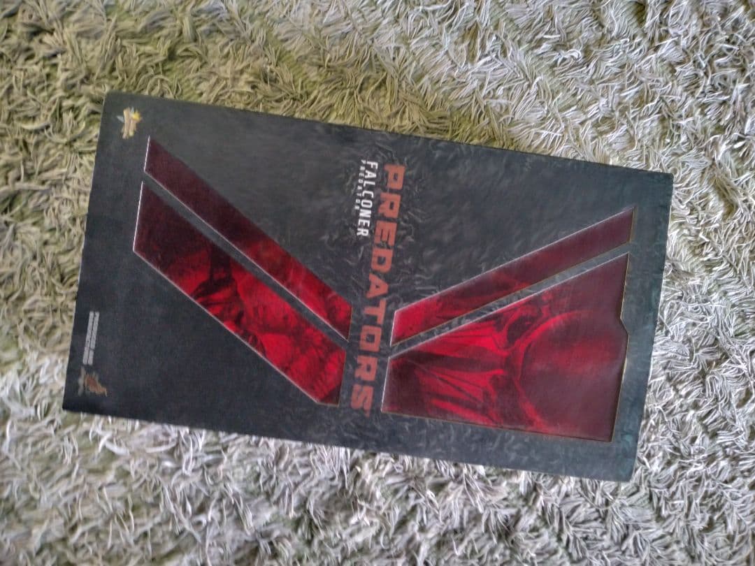 HOT TOYS ムービー・マスターピースMMS137 ファルコナー プレデター