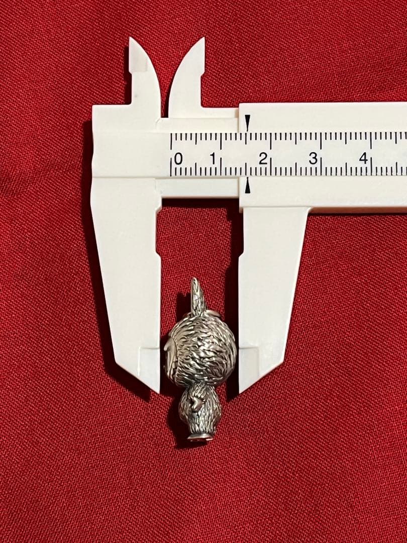 ラブブペンダントシルバー925銀製新品超希少POPMARTゲームおもちゃグッズ