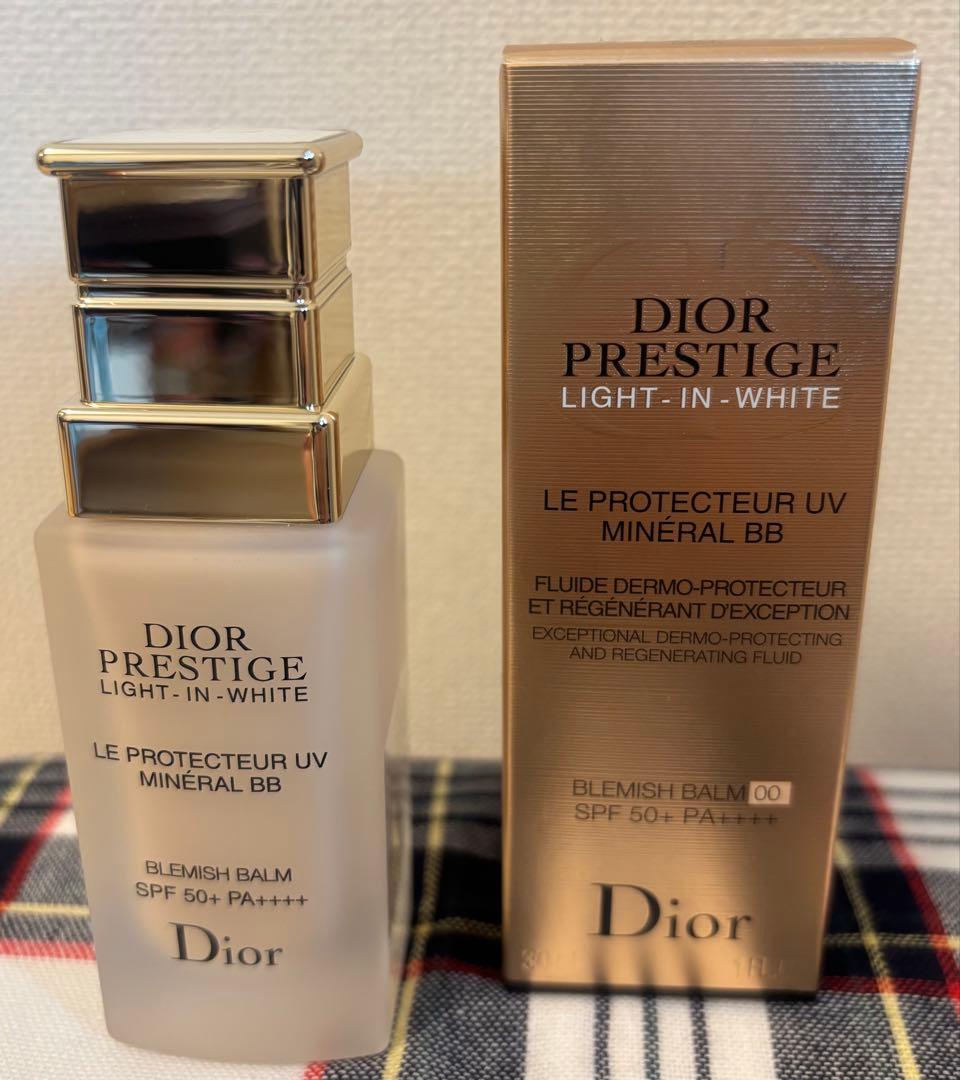 ディオール プレステージホワイトルプロテクターUV ミネラルBB 00
