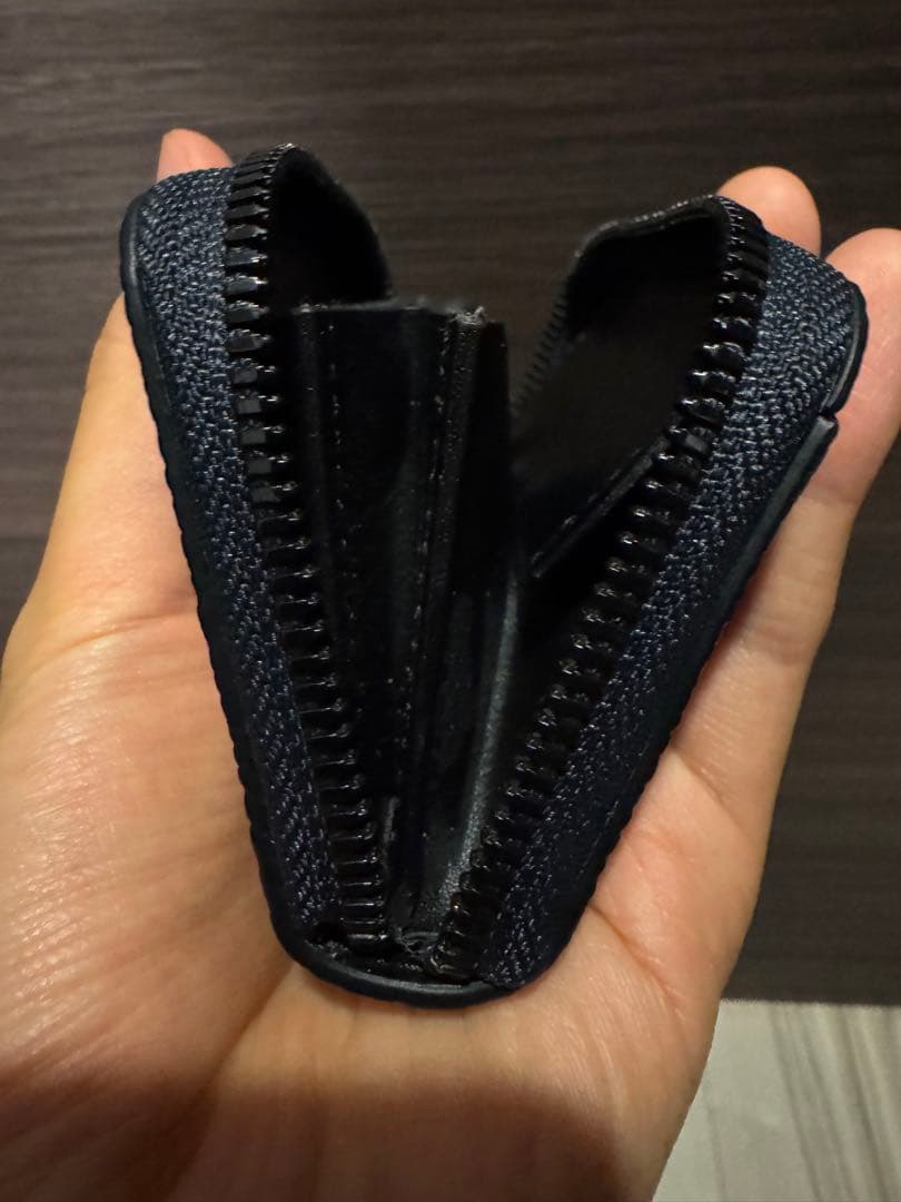 ITTI CRISTY COIN CARD WLT / BK （限定カラー）