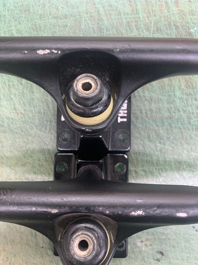 サンダートラック 145 THUNDER TITANIUM LIGHTS 3