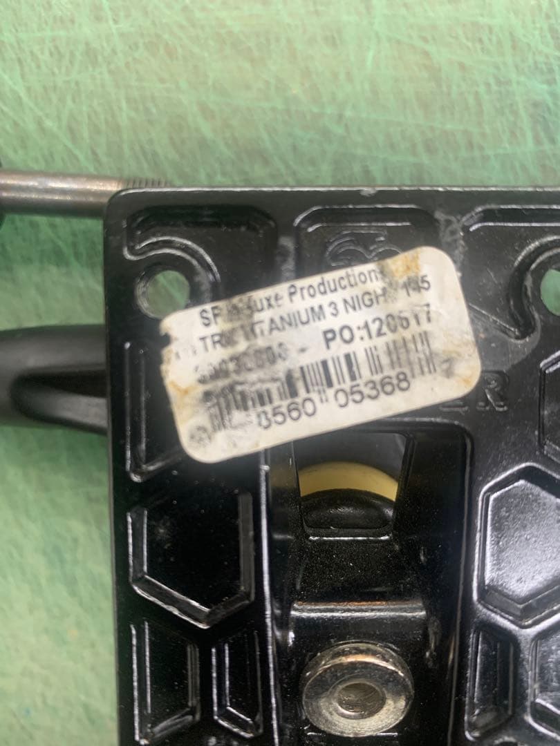 サンダートラック 145 THUNDER TITANIUM LIGHTS 3