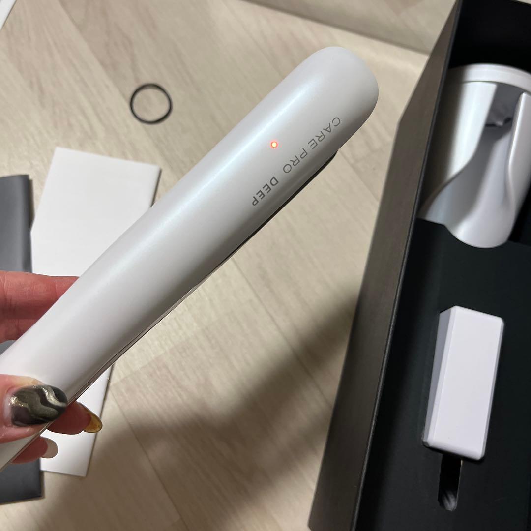 CAREPRODEEP 超音波アイロン　美品　白