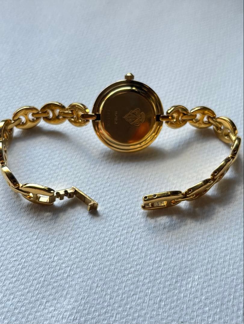 グッチ時計　チェンジベゼル　ゴールド