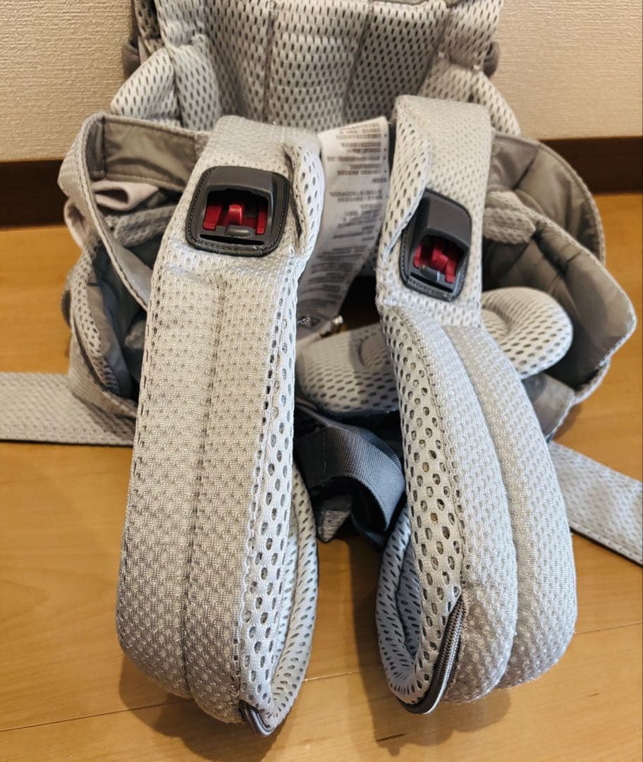 【極美品】ベビービョルン　ハーモニー　抱っこ紐　グレー