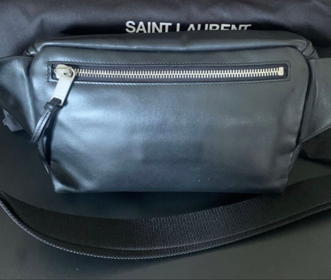 【極美品】Saint Laurent サンローラン ボディバッグ ウエストバッグ