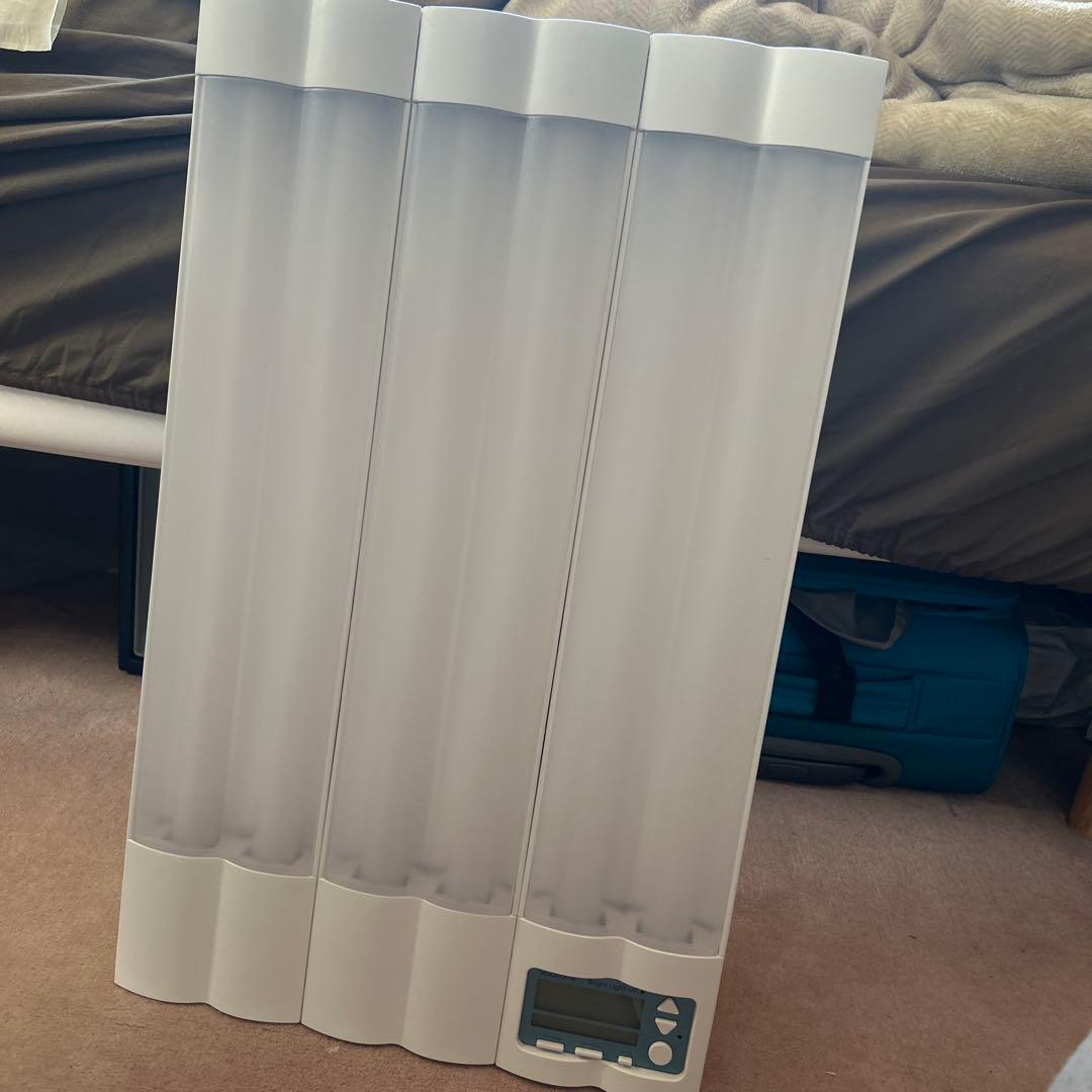 高照度光照射器具 ブライトライトＭＥ＋