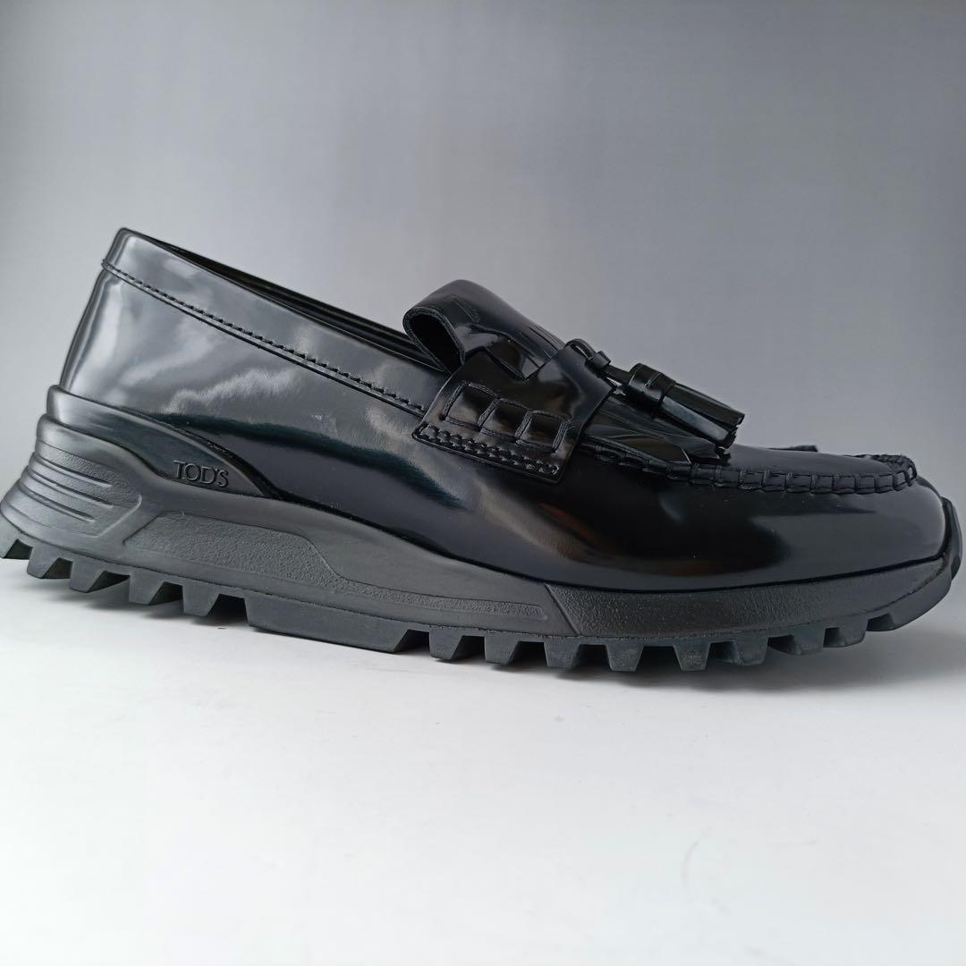 【美品】トッズ　ローファー フリンジ　厚底　TOD'S イタリア製　ブラック