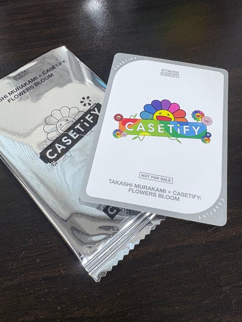 CASSETIFY村上隆 スペシャルエディションレインボーiPhone17pro