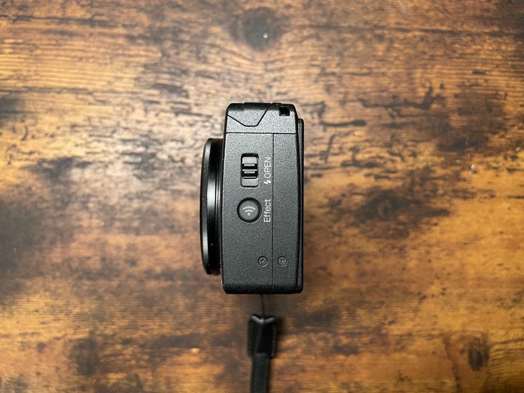 【美品】RICOH GRⅡ APS-Cサイズ シャッター回数2449回