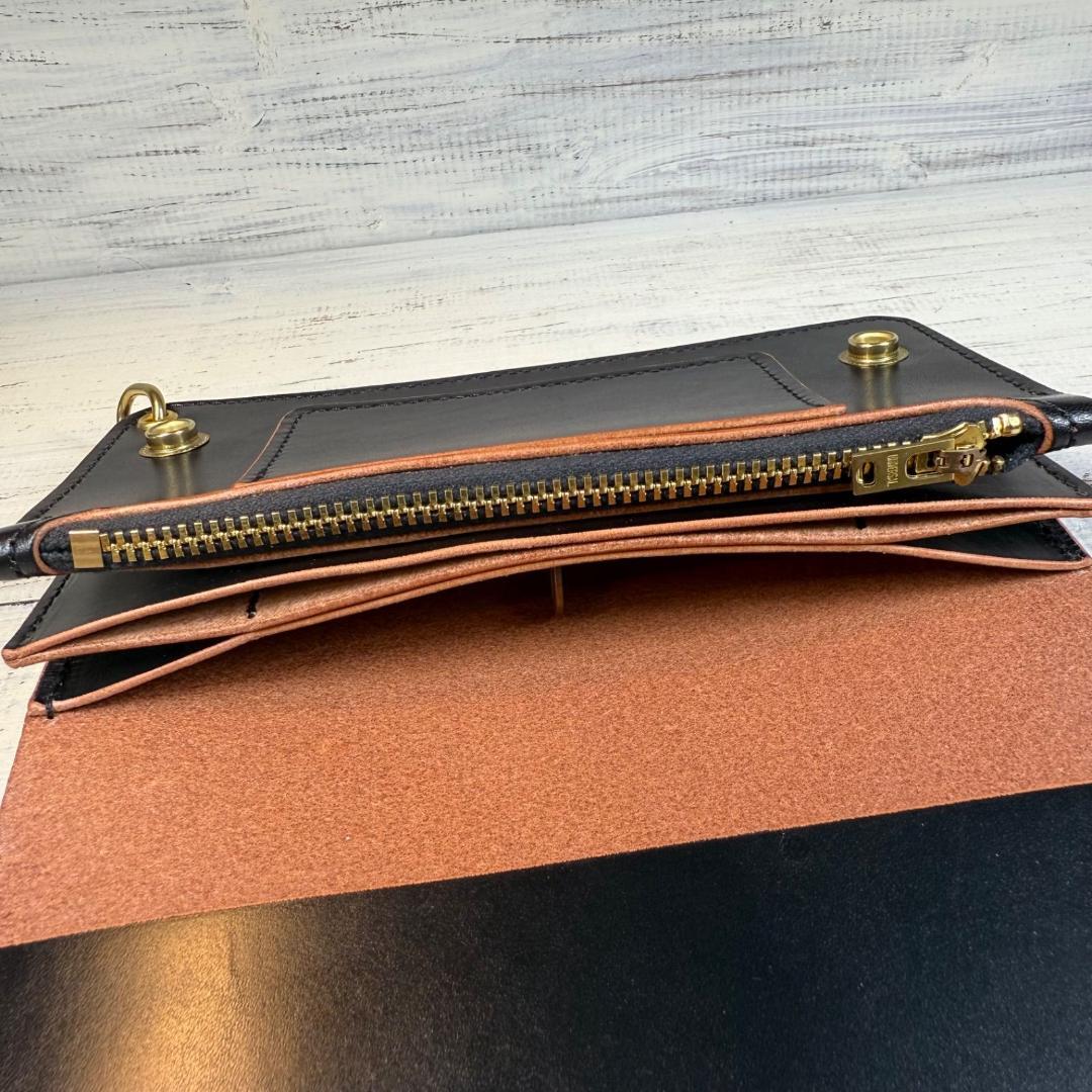 【トラッカーウォレット ロング 3層】 ブラック 茶芯 ゴールド ユニバーサル