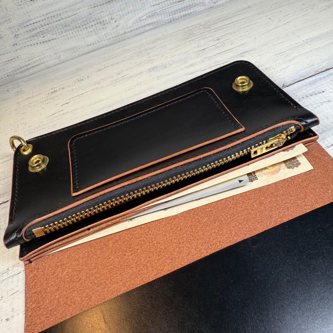 【トラッカーウォレット ロング 3層】 ブラック 茶芯 ゴールド ユニバーサル