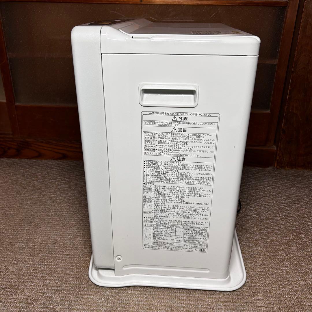 美品 CORONA 石油ファンヒーター ホワイト FH-VX4619BY