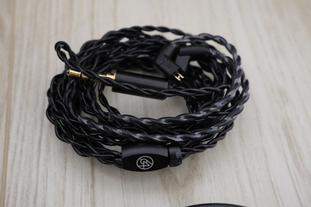 64audio u12t 新型ケーブル