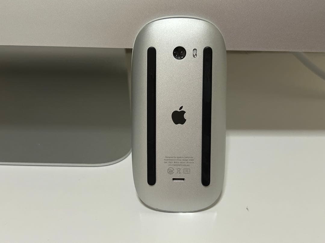 Apple iMac 21.5インチ 2017 キーボード・マウス付 割れ