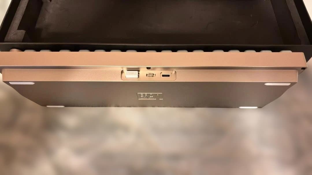 EPOMAKER P87 キーボード＋AegisSil キーキャップ(Blue)