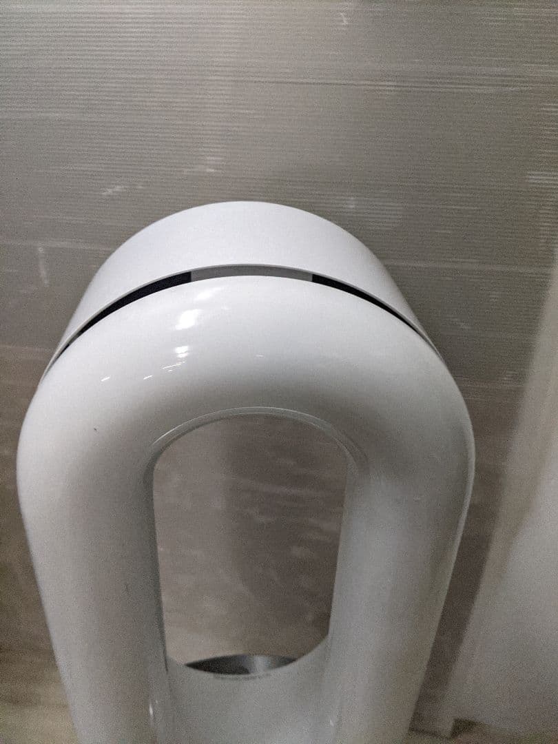 Dyson ダイソン Hot＋Cool HP04 空気清浄機　　2018年製