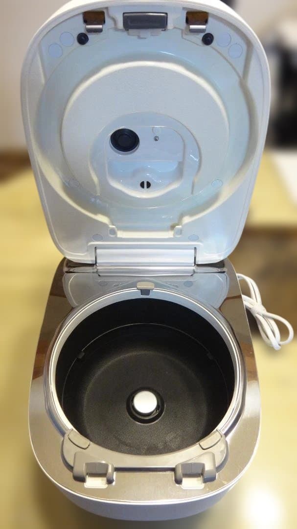 パナソニック 圧力 IH 炊飯器 SR-M10B おどり炊き 白 5.5合中古品