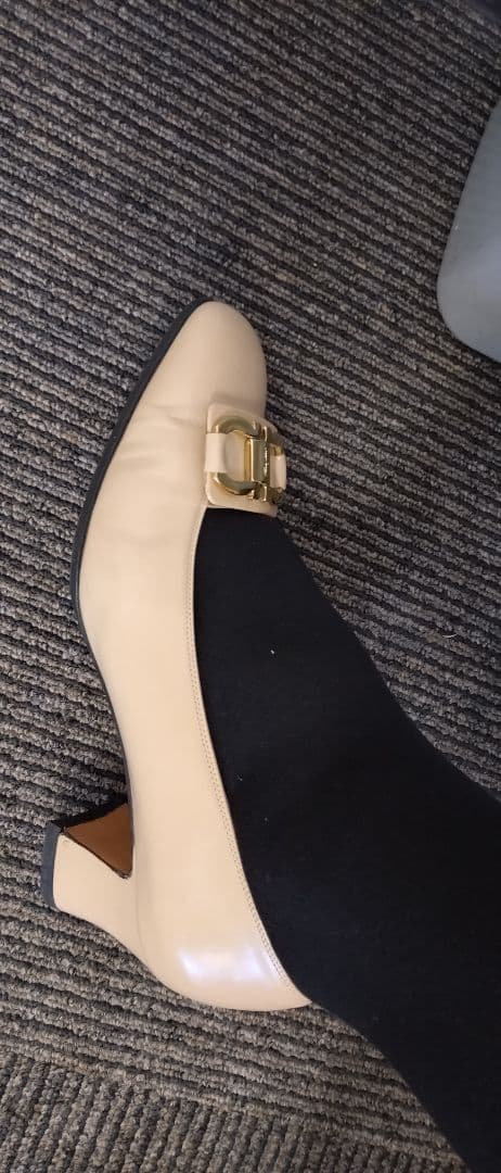 フェラガモ　高さ5cm　美品　7D　24センチ