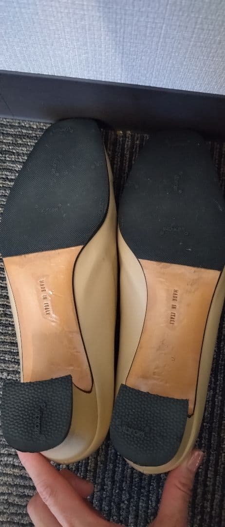 フェラガモ　高さ5cm　美品　7D　24センチ