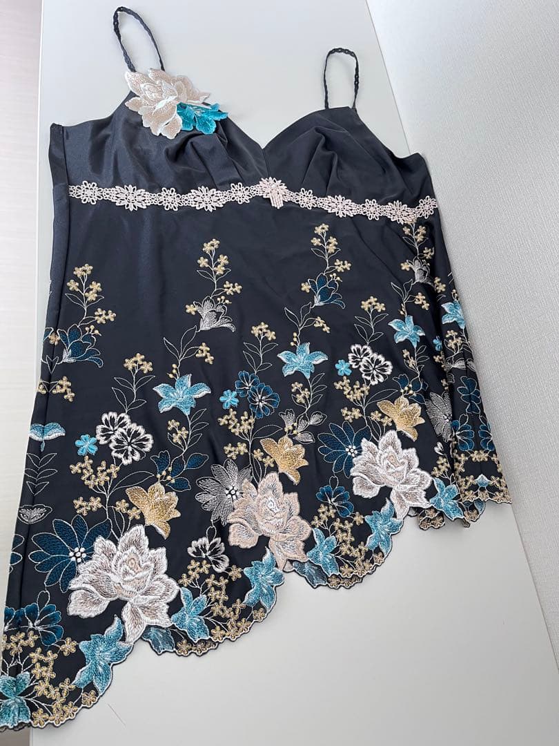 サルート　キャミソール　秋の七草　サイズLL 大きいサイズ　新品　タグ付