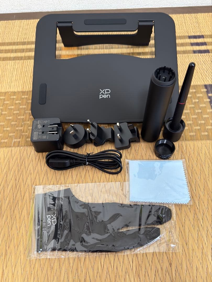 XPPen 液タブ 液晶タブレット 13.3インチ＋参考書