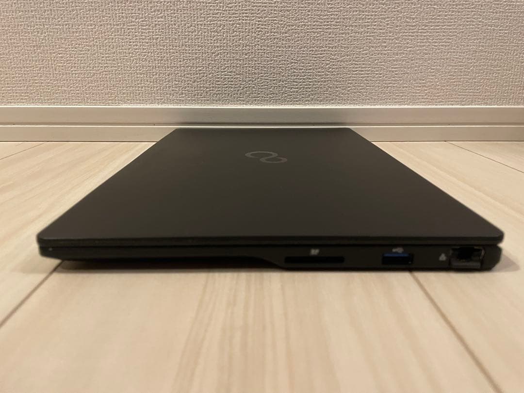 富士通 U9311/F i7 11世代 256GB Office