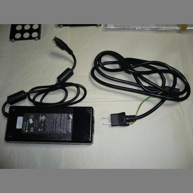 Abee acubic E30 黒　山洋電気ファン、延長ケーブル等をおまけで同梱