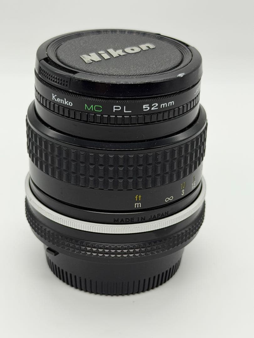 Nikkor 24mm f/2.8 レンズ