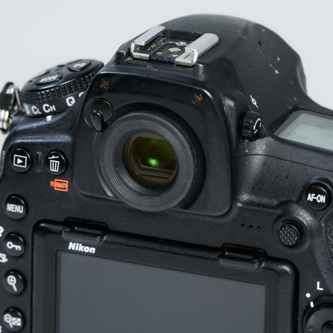 Nikon D850 本体と充電器MH-25a XQDカード64GB付
