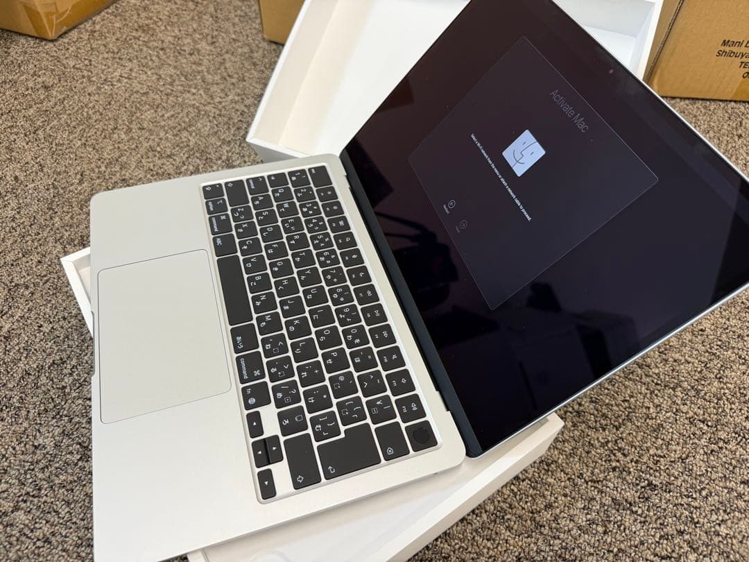 k*y様 MacBook Air M4 256GB マジックマウス付き