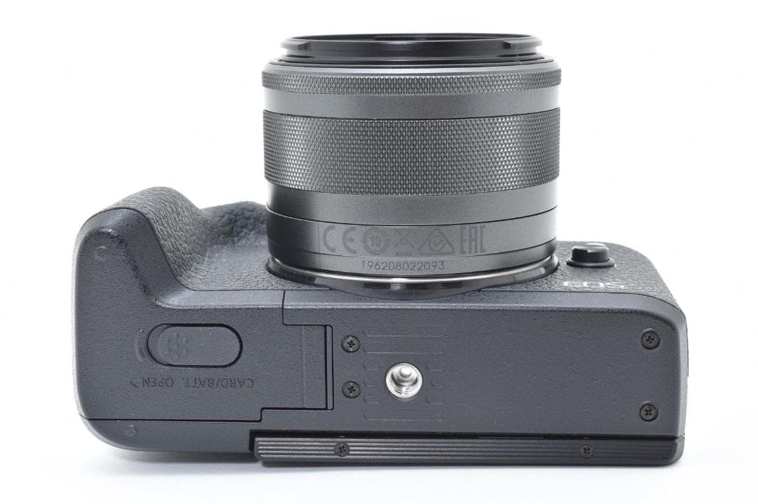 新品級 Canon EOS M6 Mark II レンズキット ミラーレス一眼