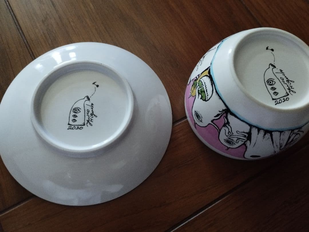 r*w様 ヒグチユウコ　湯呑み＆皿セット　ひとつめちゃん
