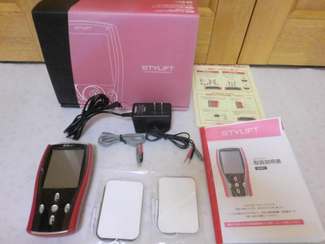 スタイリフト（STYLIFT）伊藤超短波株式会社■5000HzのEMSと回転M2