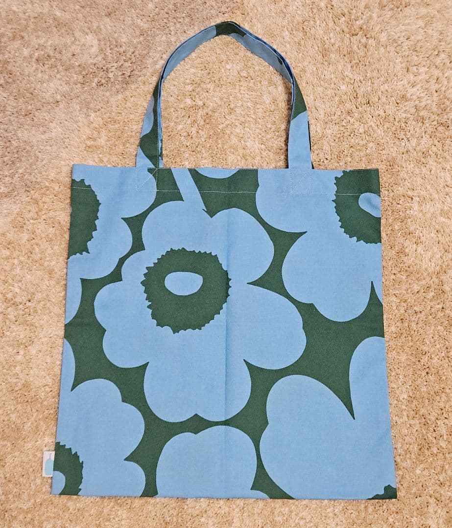 マリメッコ　ブルーボトルコーヒー　ウニッコトート　2025年