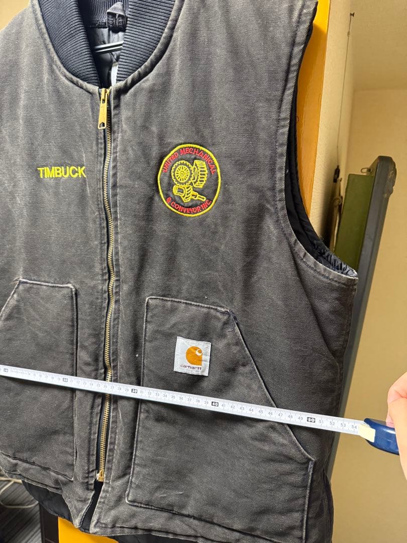 Carhartt ブラック ベスト TIMBUCK