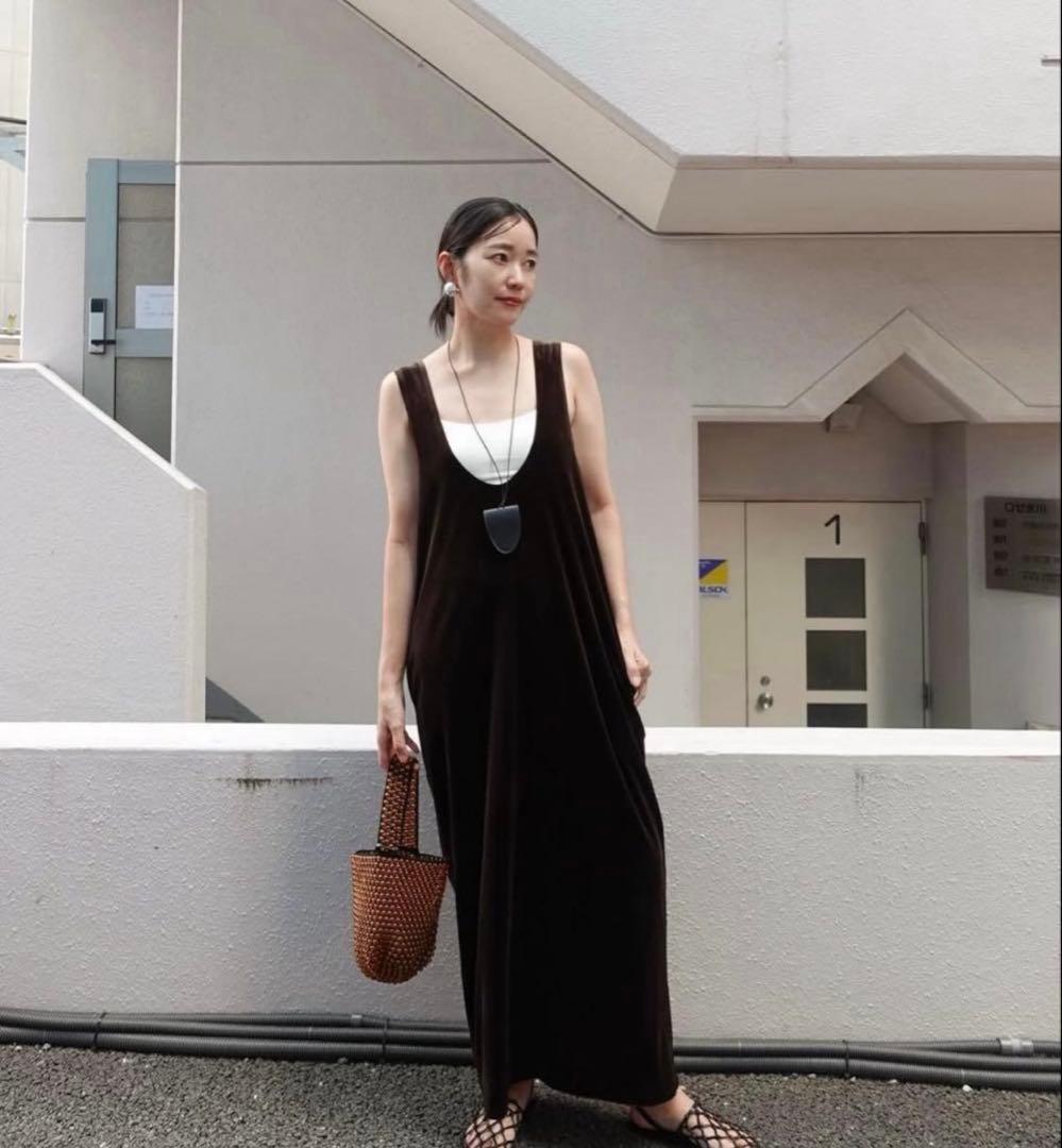 anuke velour uneck onepiece ベロアUネックワンピース