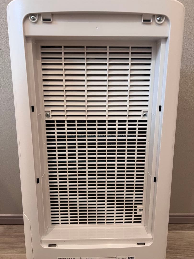 【1/12まで】シャープ SHARP 除加湿空気清浄機 KI-PD50-W