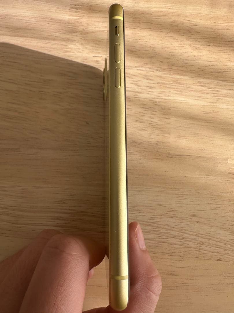 Apple iPhone 11 イエロー64GB