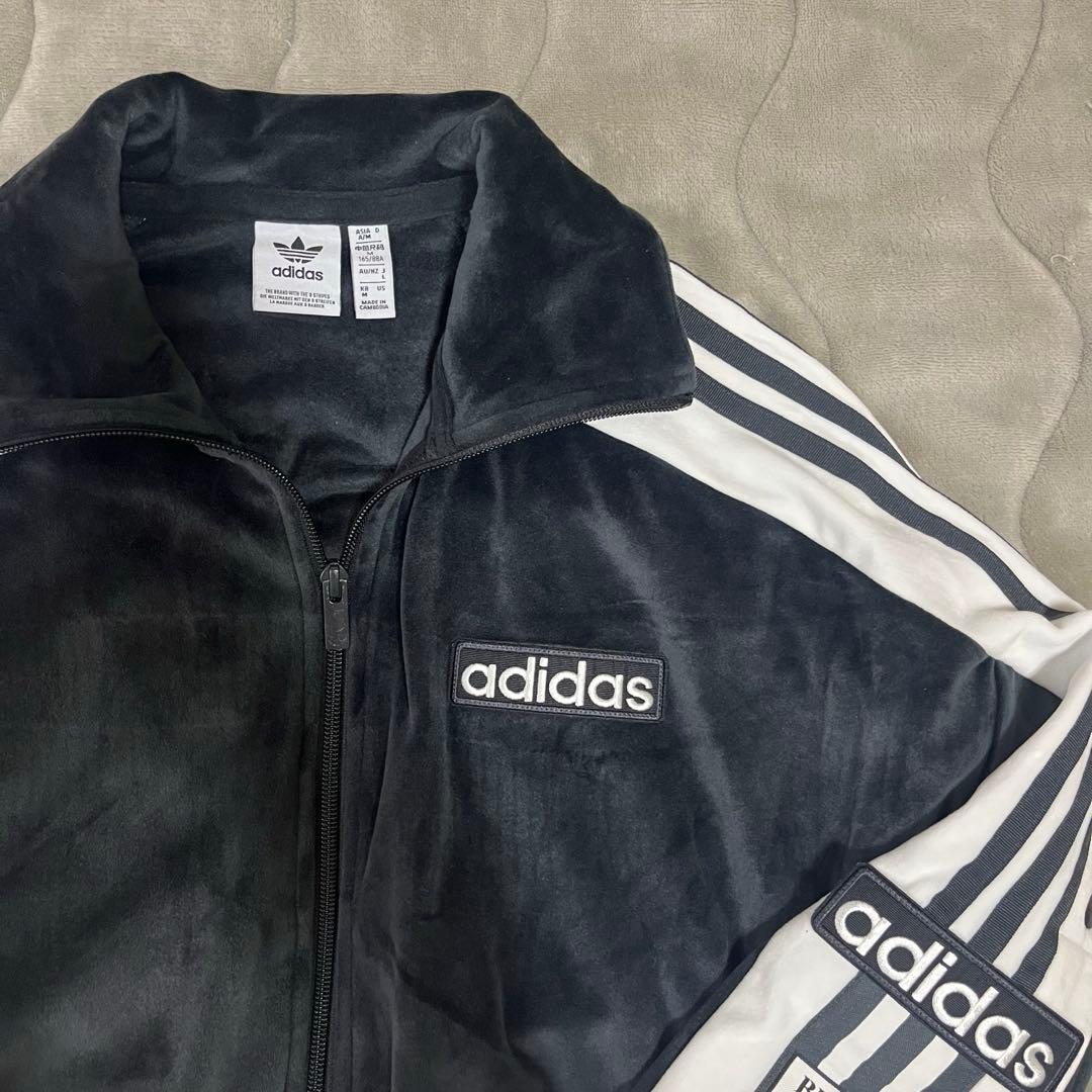 addidas W ADIBREAK VELOUR TT ブラック Mサイズ