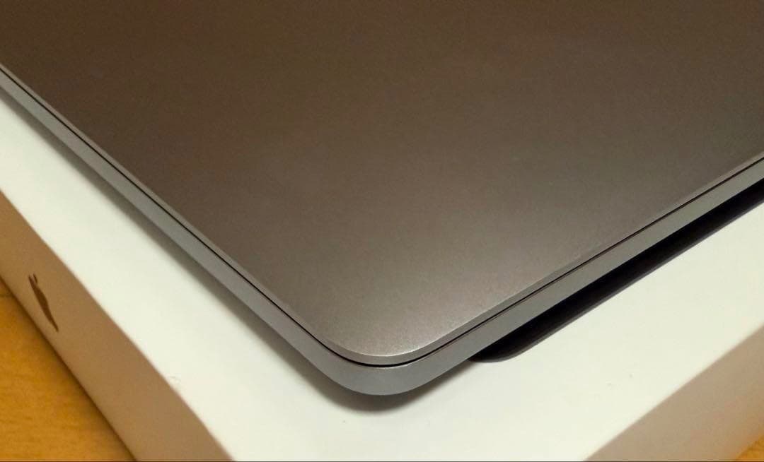 美品-Macbook Pro M2-16-512 Office 2024付き