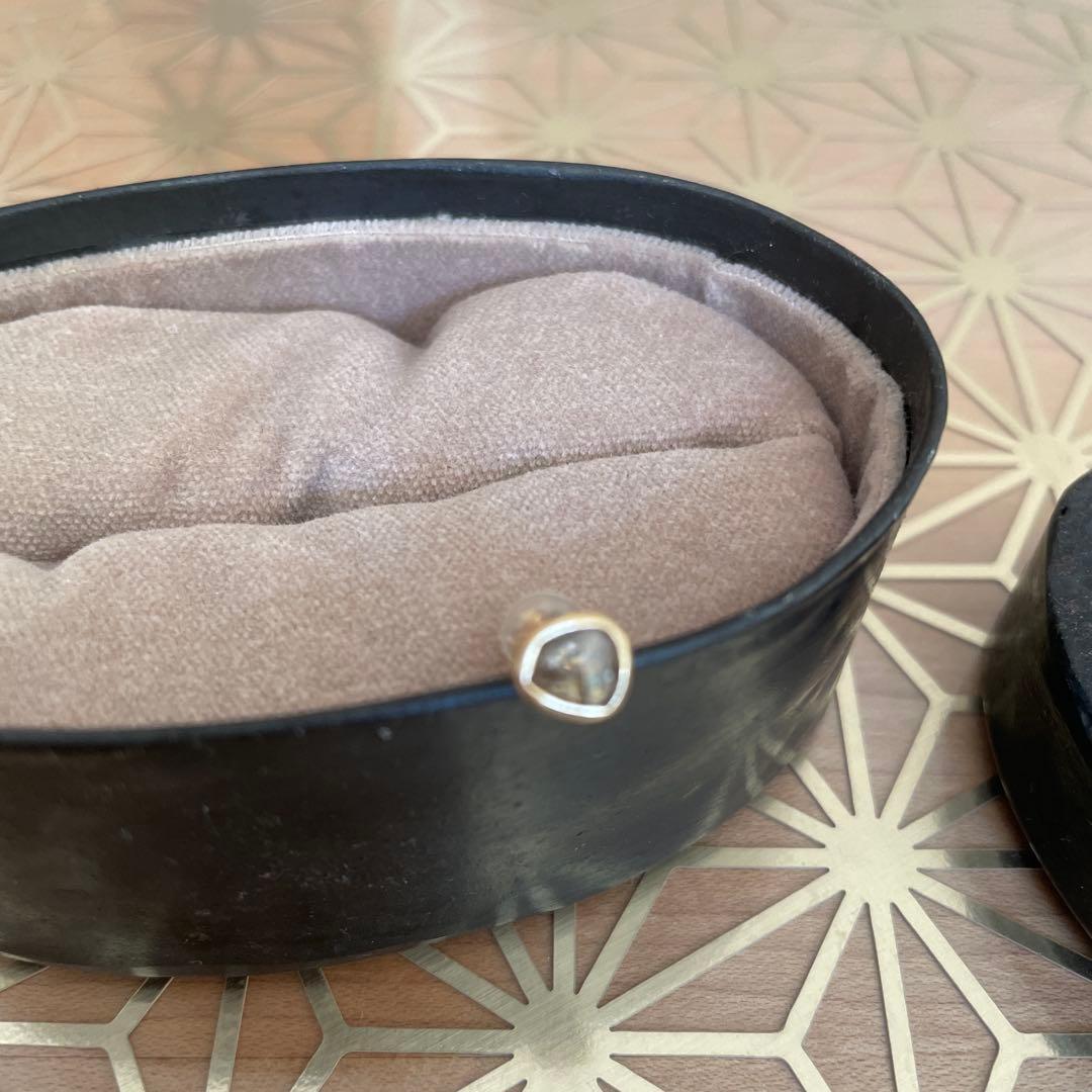 ロウジェ　片耳ピアス　k18ygブラウンダイヤモンド0.33ct