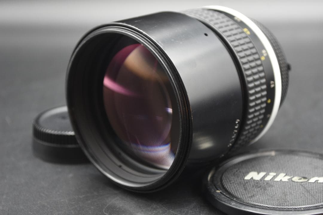 Nikon ニコン Nikkor Ai-s 135mm f2