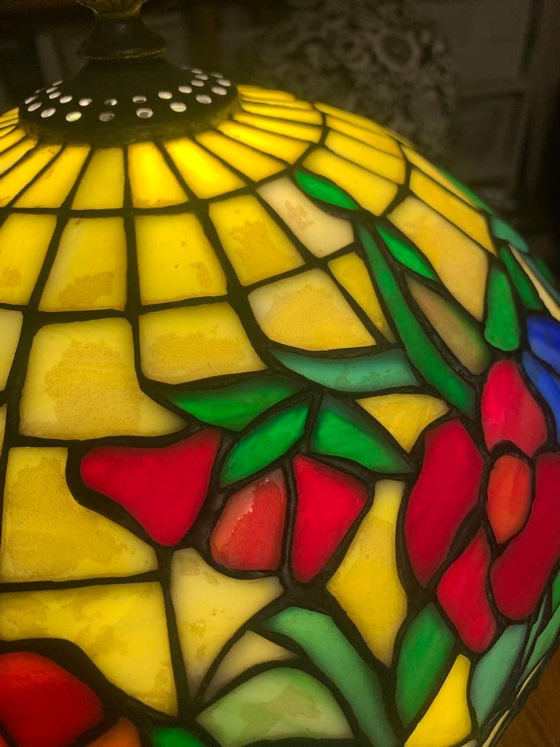 ステンドグラス　ランプ