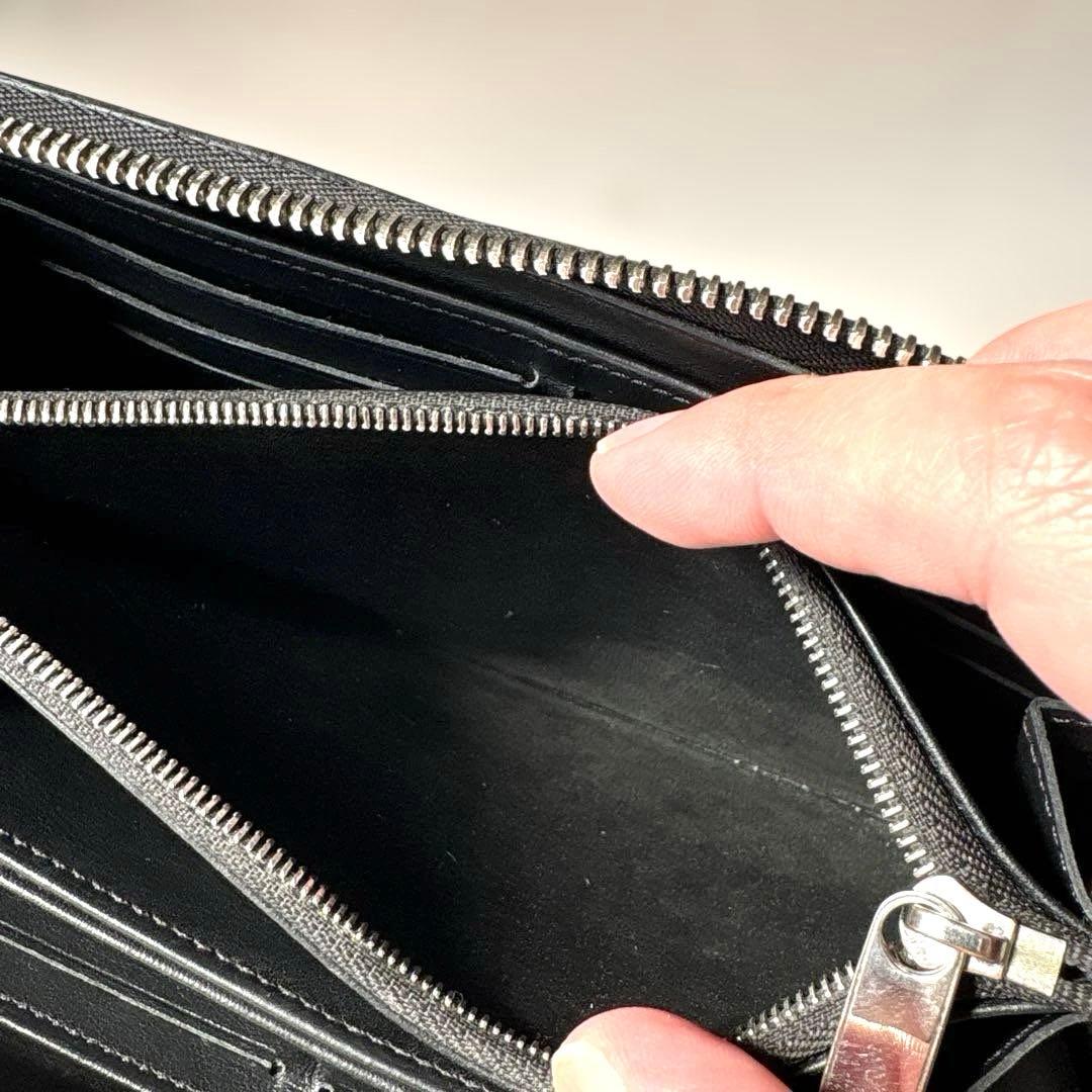 ルイヴィトン　長財布　マヒナ　ブラック